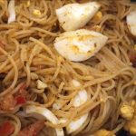 macarrão com ovo simples macarrão com ovo na frigideira macarrão com ovo e queijo massa com ovo cozido macarrão com ovo e molho de tomate macarrão parafuso com ovo cozido receita de macarrão com ovo e creme de leite macarrão com ovo cru