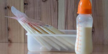 mingau com leite materno para bebês