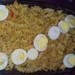 Macarrão com ovo cozido