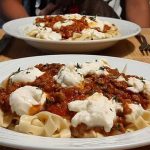 macarrão à bolonhesa com queijo no forno molho bolonhesa com creme de leite para lasanha macarrão a bolonhesa com queijo talharim a bolonhesa com queijo macarrão a bolonhesa com molho branco talharim a bolonhesa simples receita de macarrão à bolonhesa macarrão à bolonhesa diferente