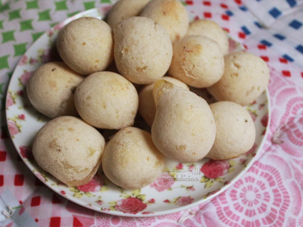 pão de queijo vegano batata pão de queijo vegano tapioca pão de queijo vegano simples pão de queijo vegano batata doce pão de queijo vegano congelado pão de queijo vegano com levedura nutricional pão de queijo vegano mandioquinha pão de queijo vegano de frigideira