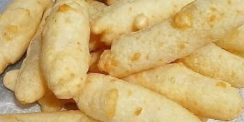 Biscoito de polvilho azedo frito simples