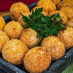 Bolinho de carne seca simples tudo gostoso ana maria braga