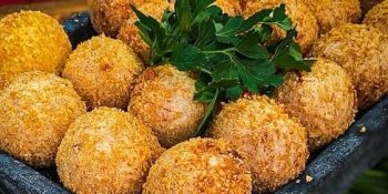 Bolinho de carne seca