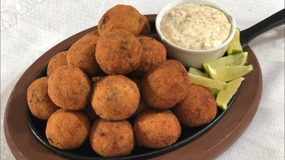 Bolinho de carne seca palmirinha vovó nordeste