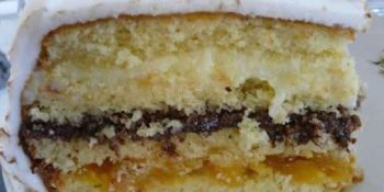 Bolo de casamento simples