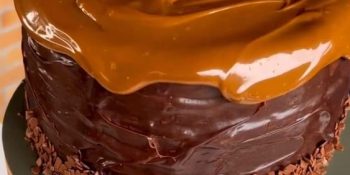 Receita de bolo de mel fácil de fazer em casa igual ao original