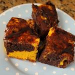 Calda para bolo de cenoura molhadinho