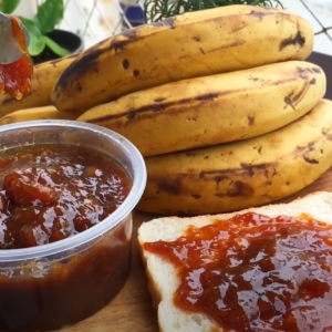 Faça a melhor geleia de banana da vovó da sua vida em 5 min!