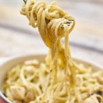 macarrão com limão siciliano e creme de leite fettuccine ao molho de limão siciliano fettuccine à carbonara linguine com limão siciliano fettuccine ao molho cítrico massa carbonara com limão siciliano fettuccine com bacon e creme de leite penne ao molho de limão siciliano