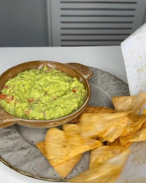 nachos com carne moída e cheddar
nachos com guacamole
receita de nachos com carne moída e feijão
nachos com carne moída e requeijão
nachos com carne moída e doritos
guacamole e carne moída
guacamole com doritos e bom
guacamole com doritos tudo gostoso