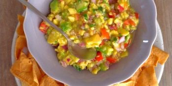 Guacamole com nachos