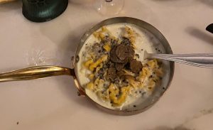 Macarrão com molho de trufas