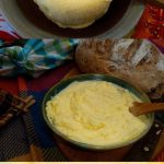 como fazer manteiga com 2 ingredientes como fazer manteiga com leite de caixinha como fazer manteiga no liquidificador como fazer manteiga com leite de vaca como fazer manteiga com nata como fazer manteiga com creme de leite como fazer manteiga de nata na mão como fazer manteiga com nata no liquidificador