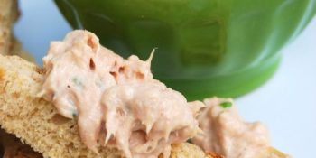 Patê de atum com creme de leite