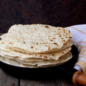 Receita de pão sírio caseiro: boa opção para um café diferente