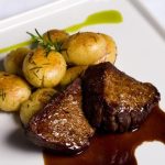 rosbife de filé mignon tudo gostoso rosbife ao molho de vinho tinto rosbife de filé mignon na frigideira rosbife de filé mignon na panela receita de rosbife de filé mignon simples molho para rosbife de filé mignon rosbife filé mignon olivier receita rosbife filé mignon