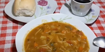 Transformei o resto do feijão do almoço nessa sopa DELICIOSA