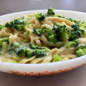 pasta com brócolis spaghetti com brócolis talharim com brócolis e bacon fettuccine com brócolis e molho branco massa de brócolis macarrão com brócolis e carne e molho branco macarrão com brócolis e bacon tudo gostoso penne com brócolis e molho branco