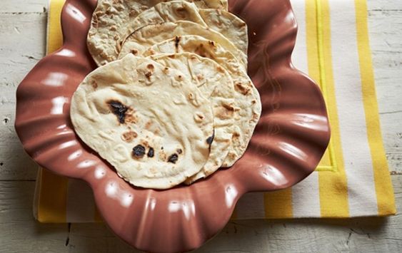 diferença entre chapati é naan
chapate
receita tradicional de chapati
pão indiano naan