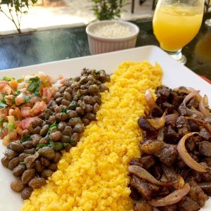 Arrumadinho de carne de sol