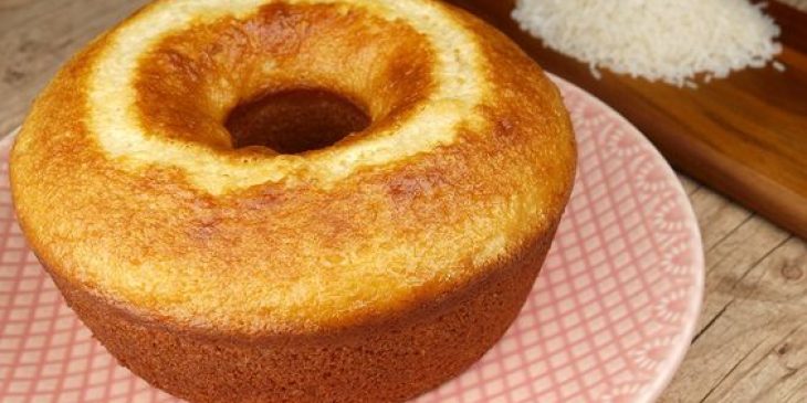 bolo de arroz simples fácil tudo gostoso