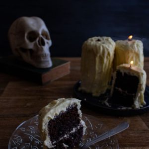 Bolo de dia das bruxas tudo gostoso chocolate branco