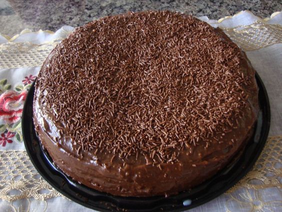 Bolo de iogurte e creme de avelã simples Nutella