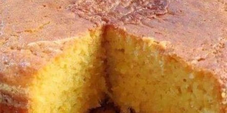 Bolo de milho com cuscuz