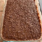 Bolo gelado de brigadeiro simples fácil