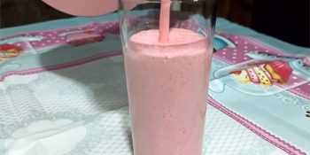Iogurte de morango caseiro