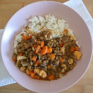 Lentilhas com salsichas tudo gostoso