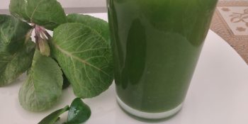 Suco verde com ora-pro-nóbis