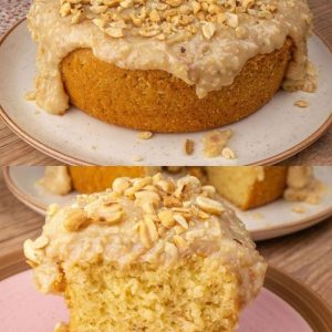 Bolo de amendoim com cobertura