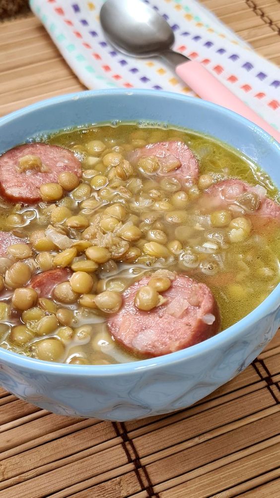 lentilhas com calabresa  vovó palmirinha