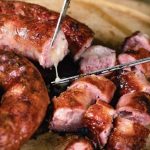 Almoço com linguiça de churrasco fácil e rápido