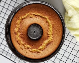 Bolo de cenoura de liquidificador fofinho