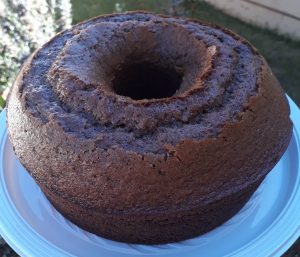 Bolo de chocolate fofinho na batedeira