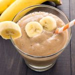 Café na banana vitamina simples
