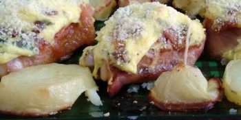 Coxas e sobrecoxas na maionese