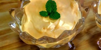Mousse de laranja com tang