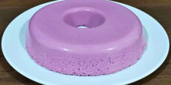 Mousse de uva com tang