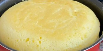Pão de tapioca na frigideira