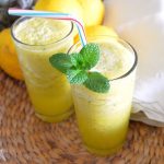 Suco de abacaxi com limão tudo gostoso