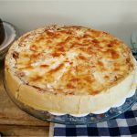 Torta de carne seca com banana da terra