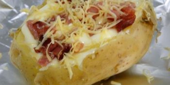 batata recheada com linguiça blumenau
