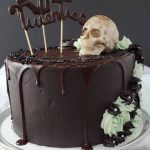 bolo alagado de Halloween simples fácil caveira