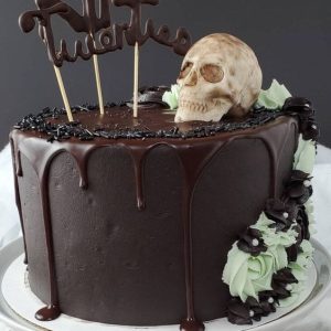 bolo alagado de Halloween simples fácil caveira