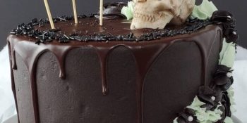 bolo alagado de Halloween