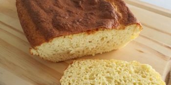 pão de farinha de amêndoas
